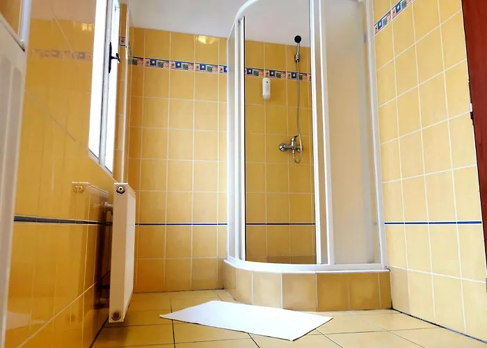 Amandment Aparthotel 3*