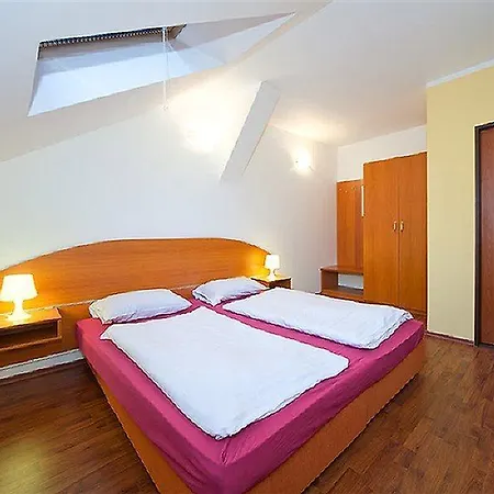 Aparthotel Amandment