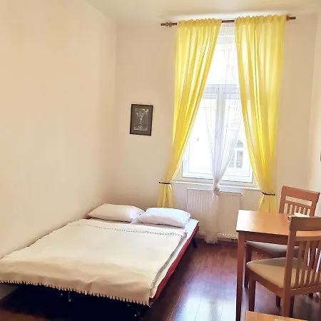 Amandment Aparthotel 3*